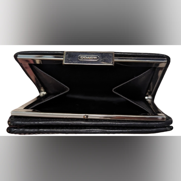 EUC Coach vintage black leather, top frame push lock closure, contrast white - Picture 3 of 12